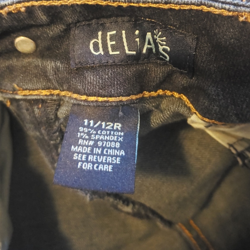 Jeans - Picture 3 of 6
